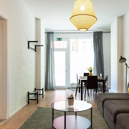 Апартаменты Freshly Renovated 2Br&Lr+Walk-In Rainshower Берлин Экстерьер фото