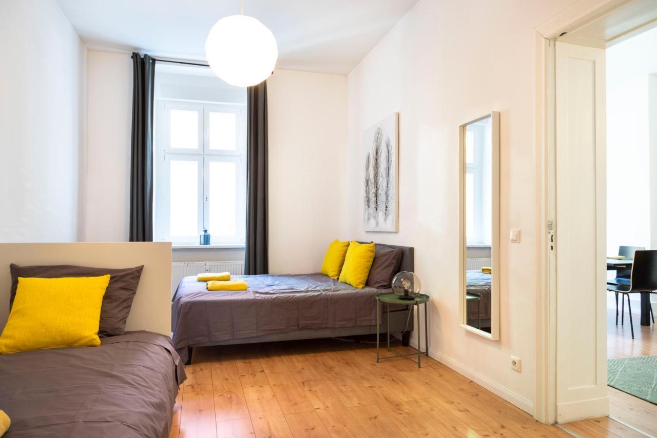 Апартаменты Freshly Renovated 2Br&Lr+Walk-In Rainshower Берлин Экстерьер фото