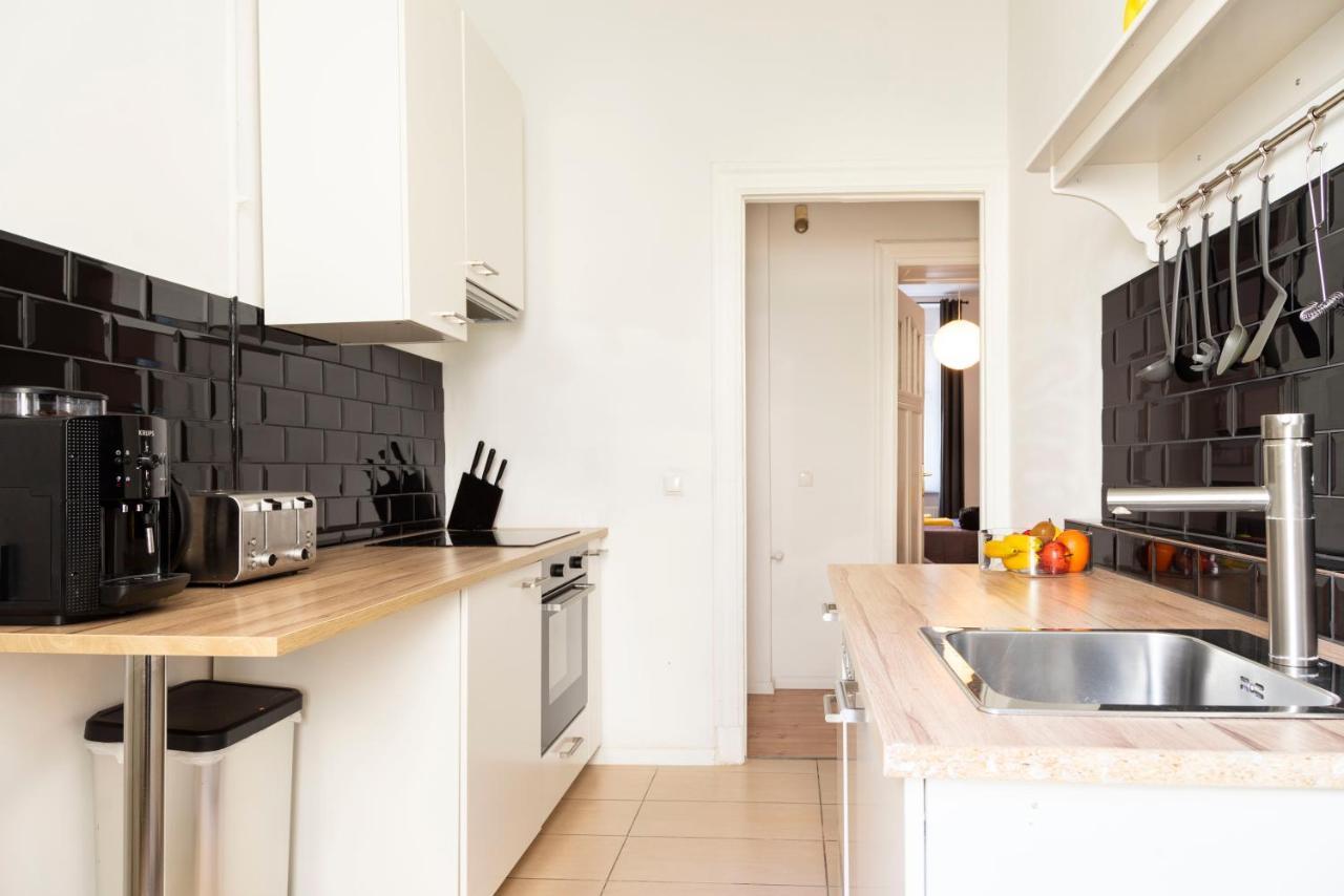 Апартаменты Freshly Renovated 2Br&Lr+Walk-In Rainshower Берлин Экстерьер фото